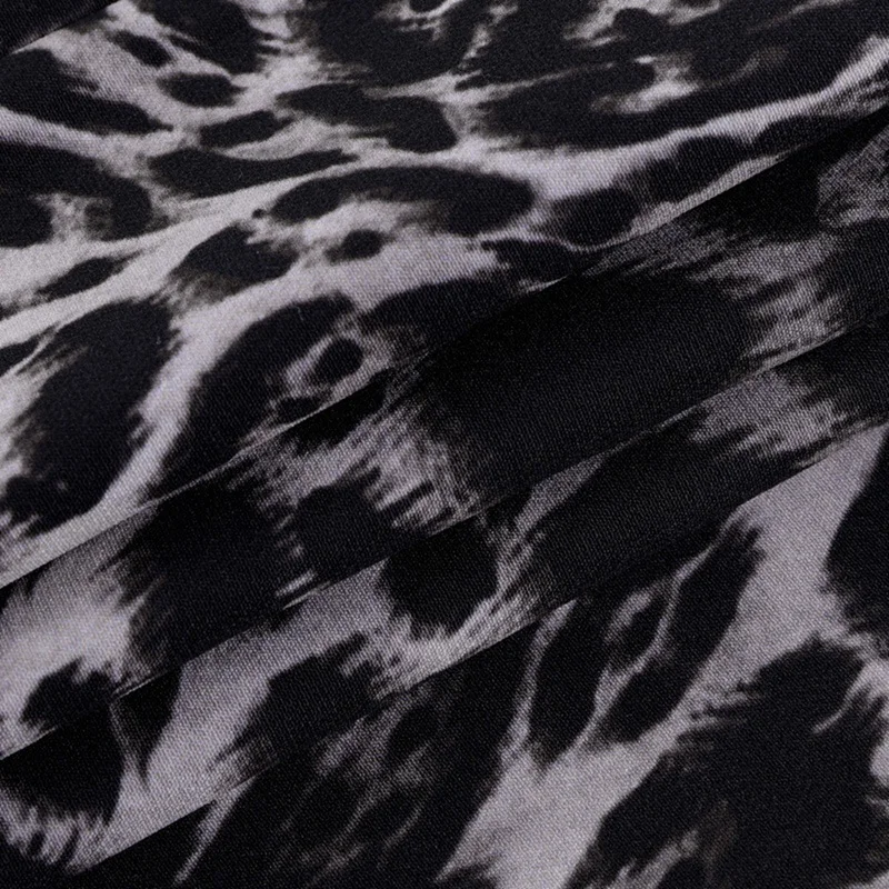 

Female Leopard Print Sexy Short Skirt Knit High Waist Split Skirt Leopard Print