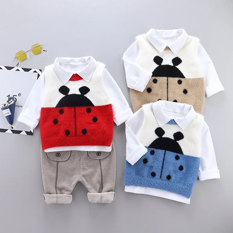 

Новинка 2021, одежда для мальчиков, весенне-осенний Повседневный свитер с отворотом и мультяшным принтом, жилет + футболка, брюки с длинным рук...