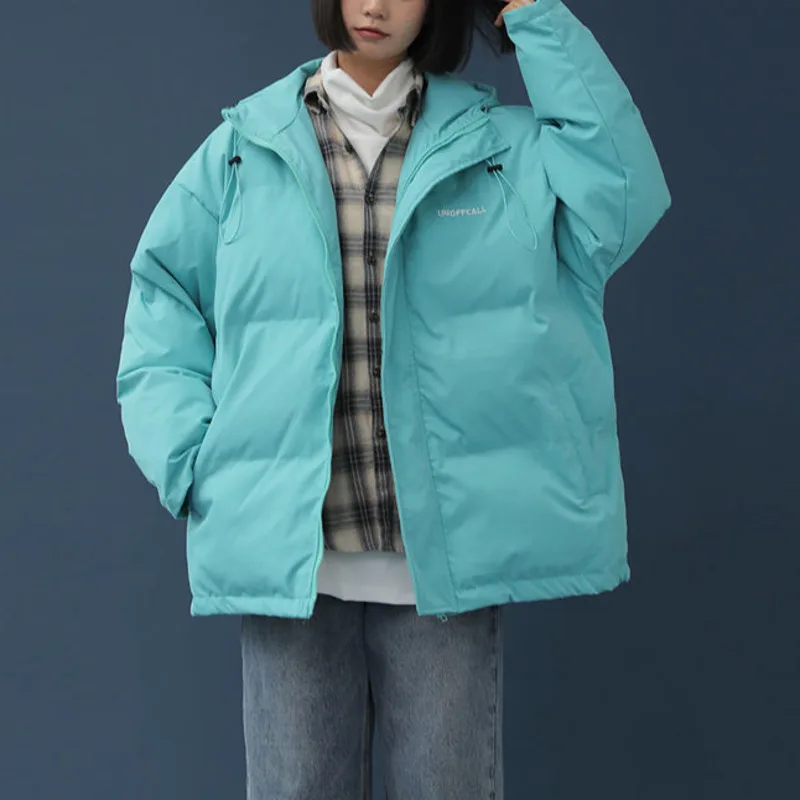 Женская короткая куртка с хлопковой подкладкой фиолетовая однотонная теплая