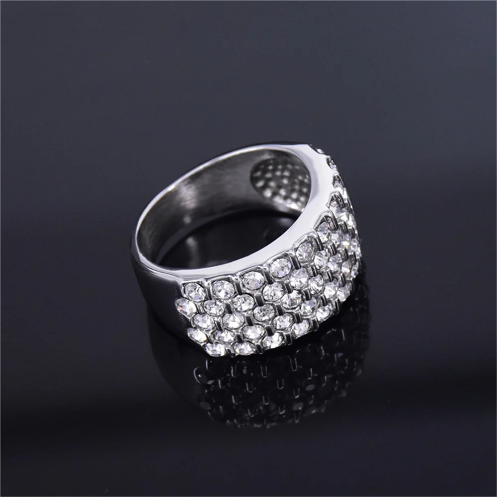 

Hip Hop Iced Out Big Round Ring Male Silver Color Stainless Steel Cocktail Rings For Men Party Jewelry High Quality