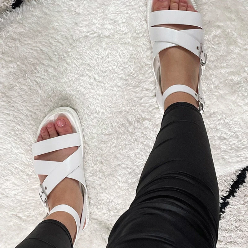 

2021 Women Cross Sandals Female Platform Casual Flat Ladies Summer Beach Shoes Woman Leisure Comfortable Sandalias Plus Size