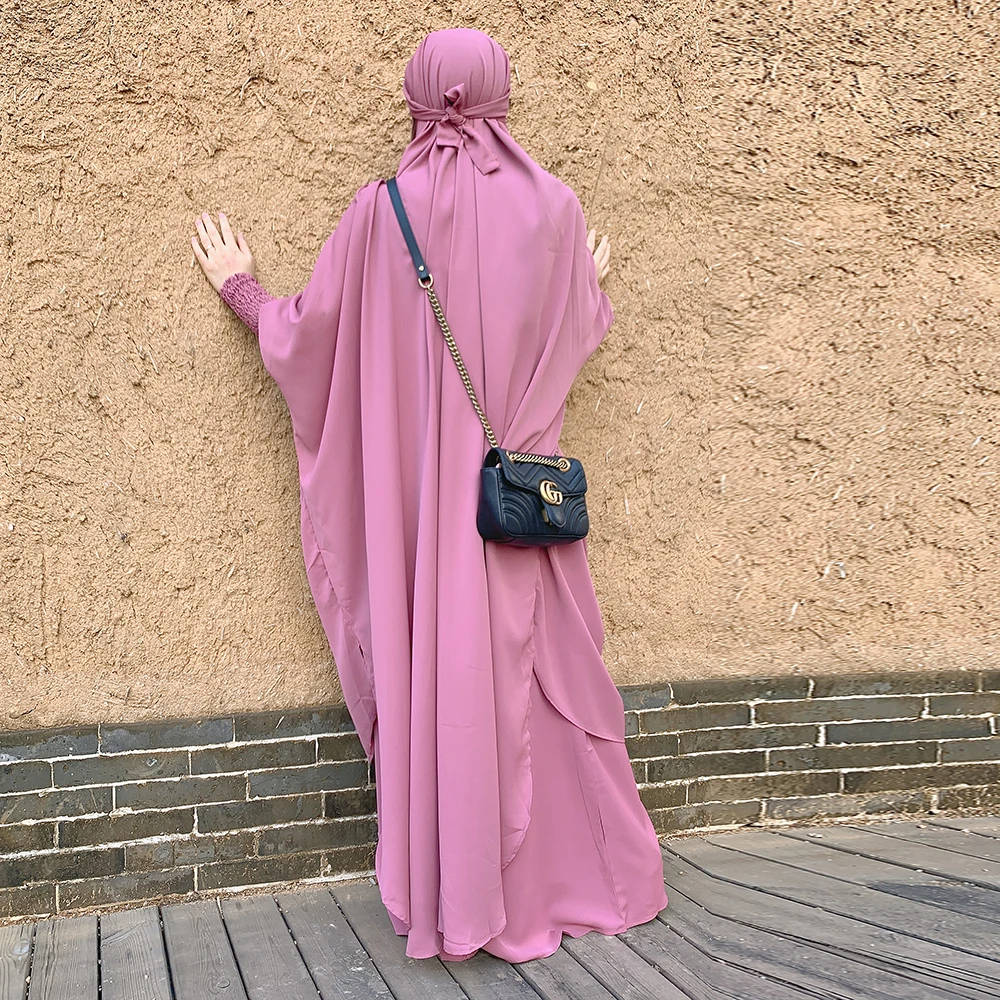 Модный мусульманский костюм из трех предметов на Ближнем Востоке в Дубае; Однотонное платье с длинными рукавами + юбка с бусинами + кимоно; Ж...