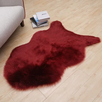 

Пушистый чехол на стул Muzzi