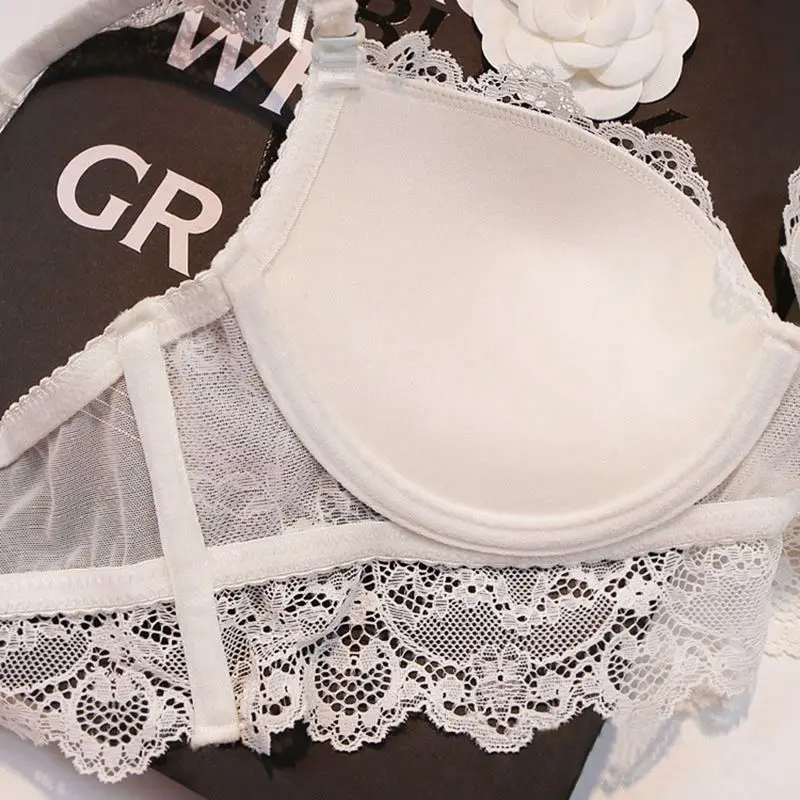 

European and American Sexy Lace Thin Underwear Set 2021 Women's Bra Small Chest Top Gathered Adjustment Type Plus Size Bra Set