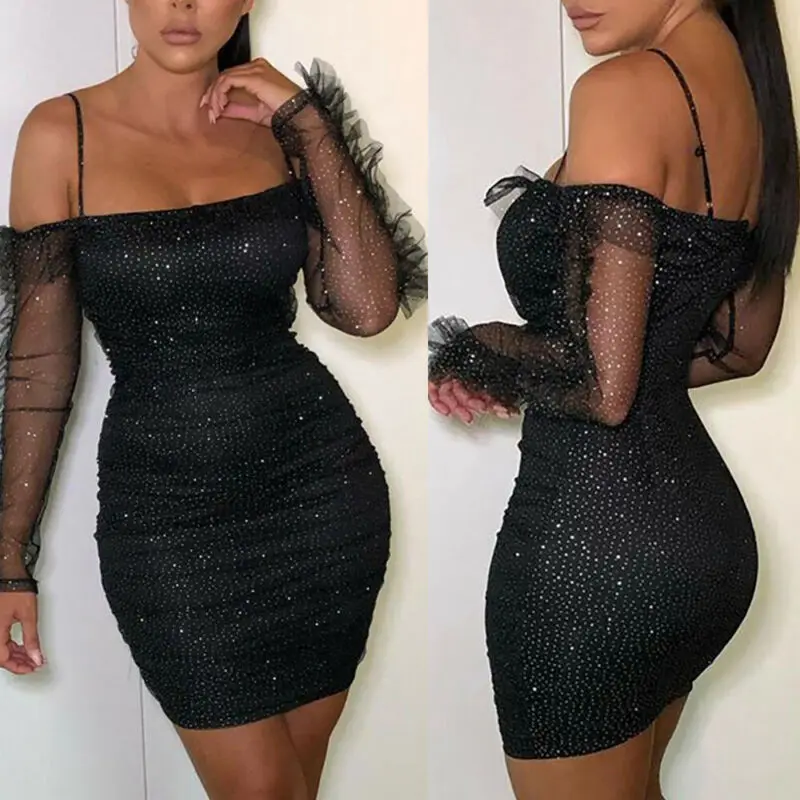 Облегающее платье на бретельках с открытыми плечами и блестками сексуальное