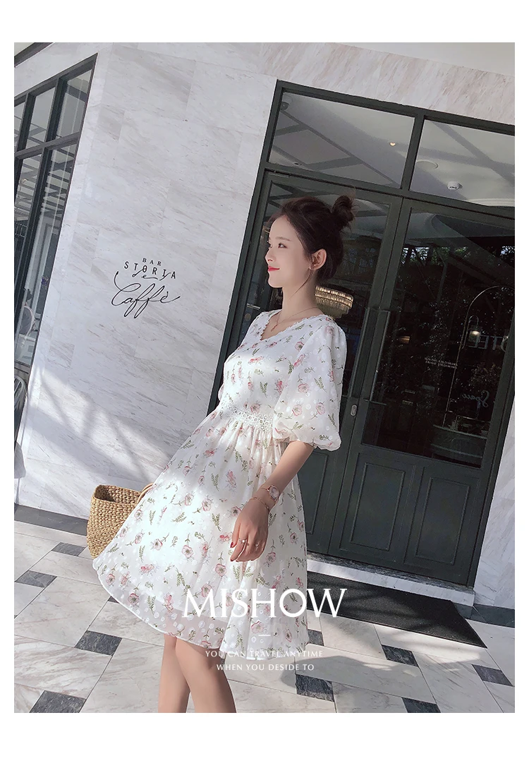 Mishow Нежно шифоновое платье с нежным рисунком MX18B1234
