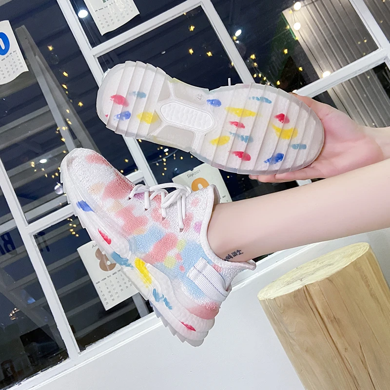 

2021 new fashion mesh breathable step shoes