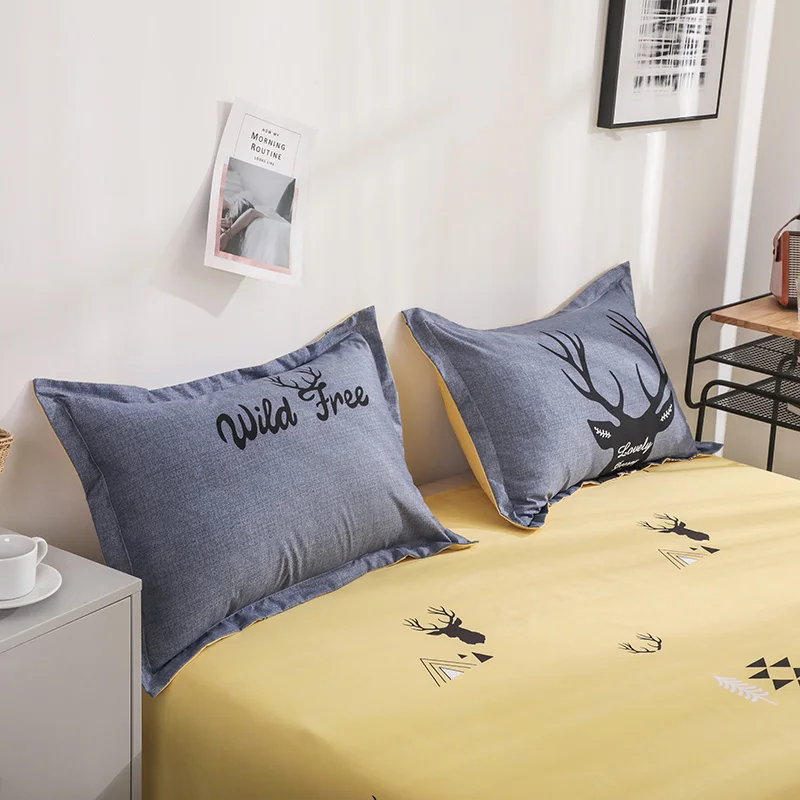 Набор постельных принадлежностей с рождественским оленем в скандинавском стиле