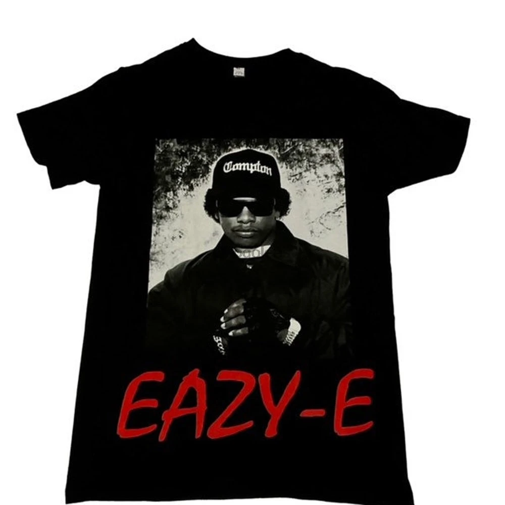 Футболка EASY E |