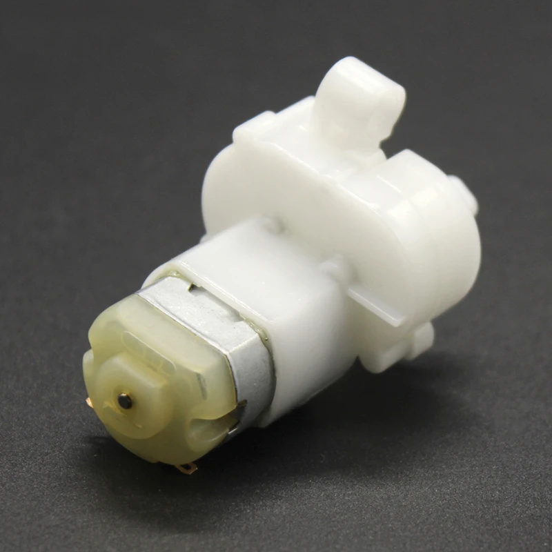 DC 3 в 3,7 в 5 в 6 в 1300 об/мин микро редуктор 130, пластиковый редуктор, квадратный вал, самодельный робот-автомобиль