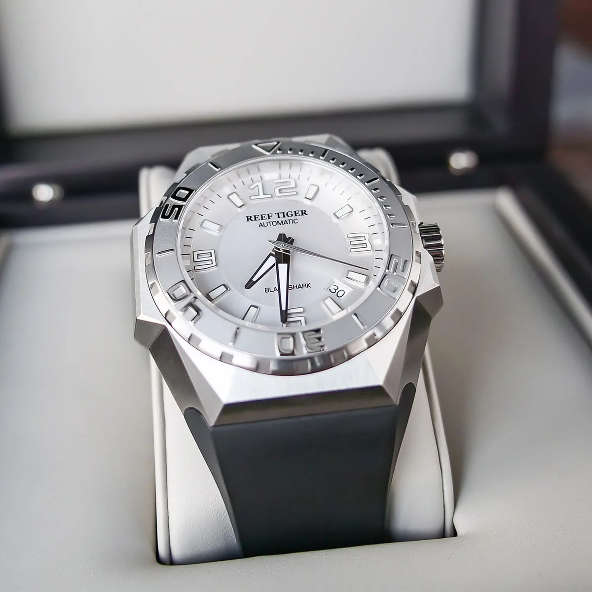 للبيع Reef Tiger/RT الفاخرة العلامة التجارية الساعات الرياضية الصلب حالة التلقائي الميكانيكية مقاوم للماء ساعة التاريخ Relogio Masculino RGA6903