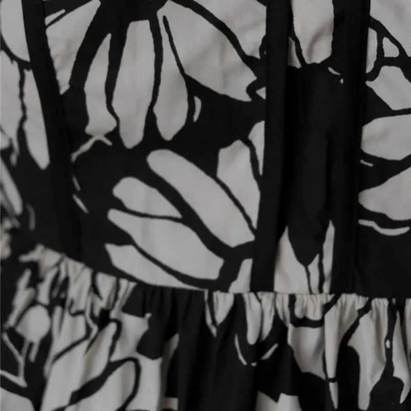 

XITAO New Print Sling Dress Fashion Splicing V-neck Collar Sleeveless Backless Pleated Summer Trendy Temperament Women WMD1233