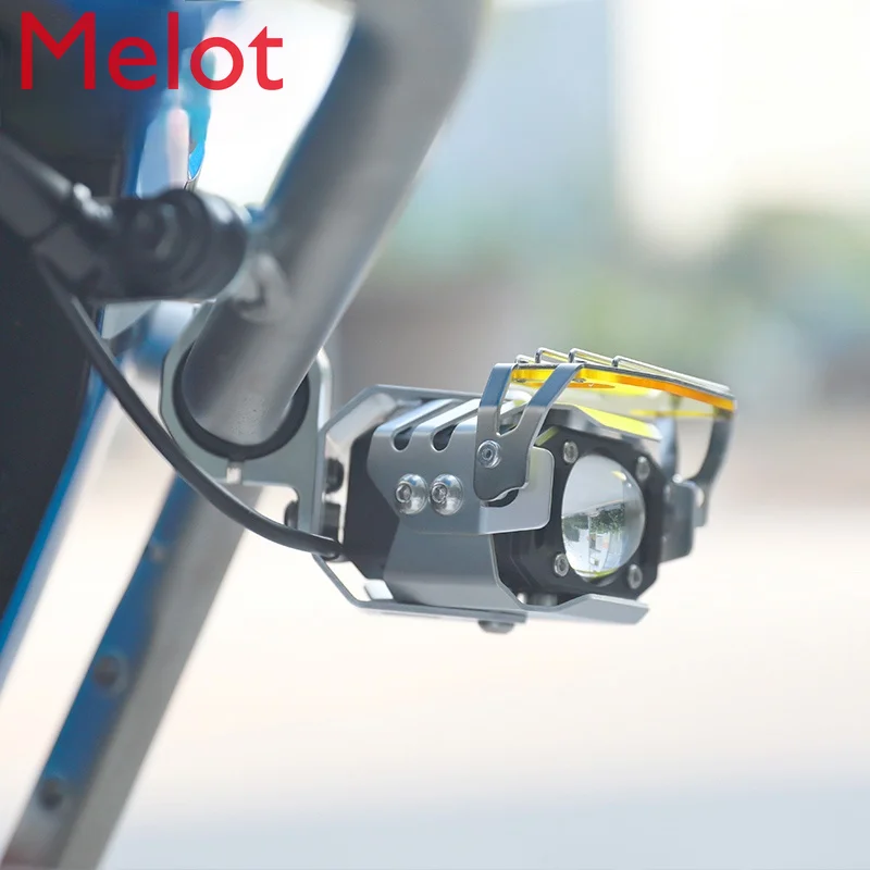 

Motorcycle Spotlight Modification Accessories Super Bright LED Headlight Flashing Accent Light Auxiliary Light Turn Signal