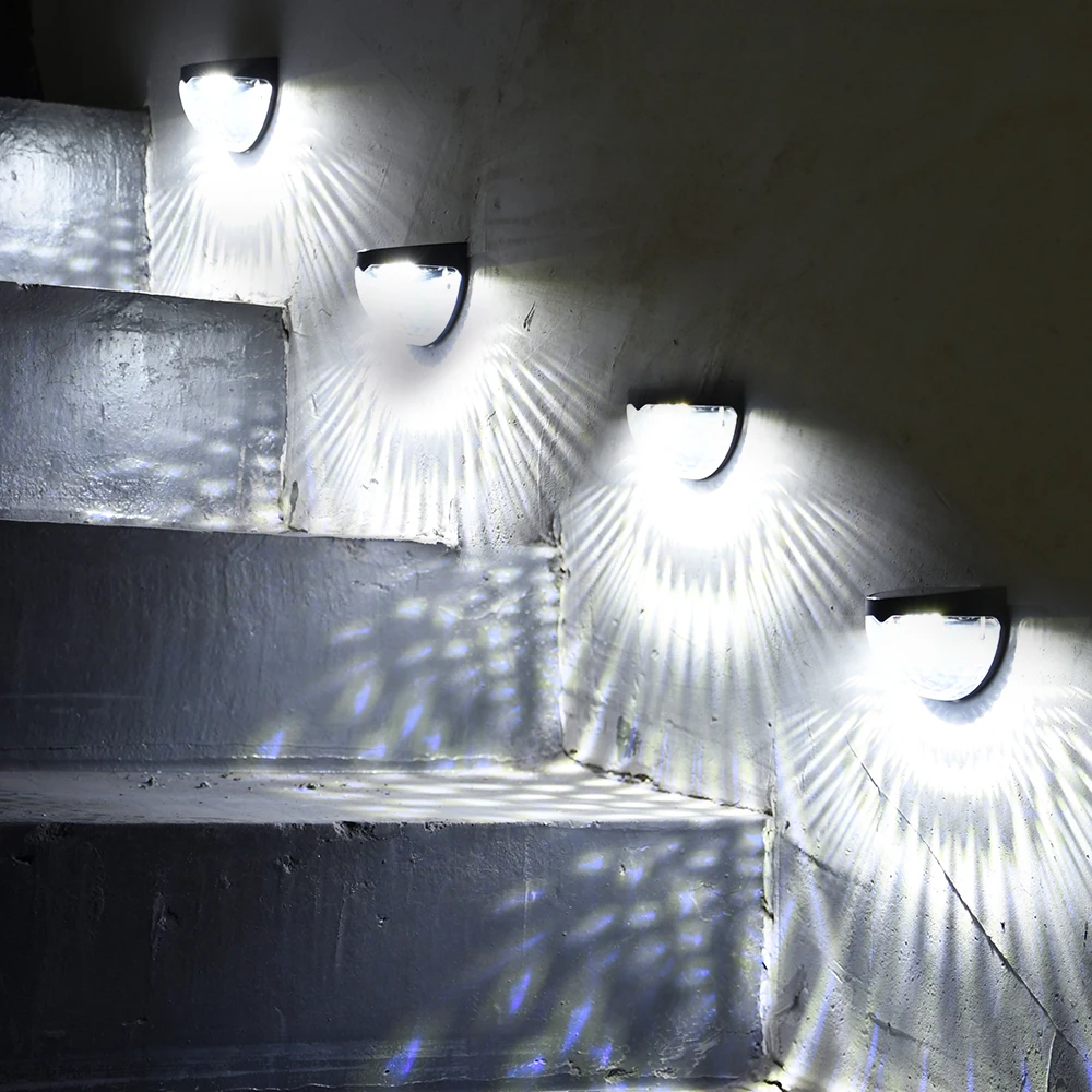 Светодиодный настенный светильник на солнечной батарее с датчиком