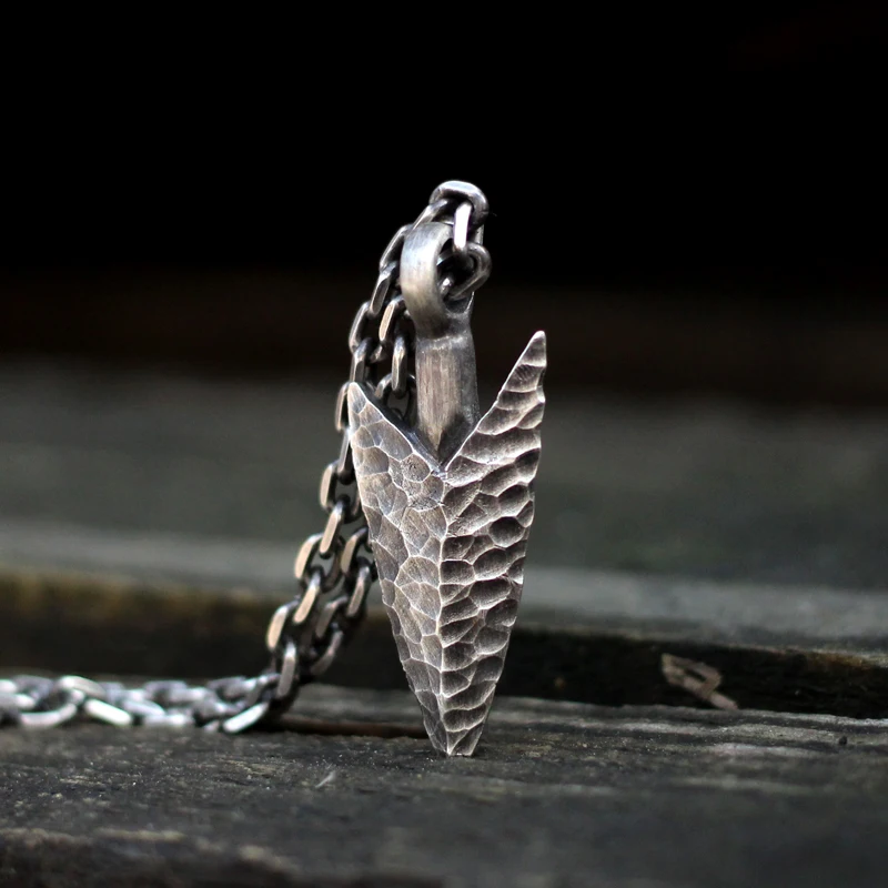 EYHIMD винтажная молотковая стрела из нержавеющей стали кулон мужские классические