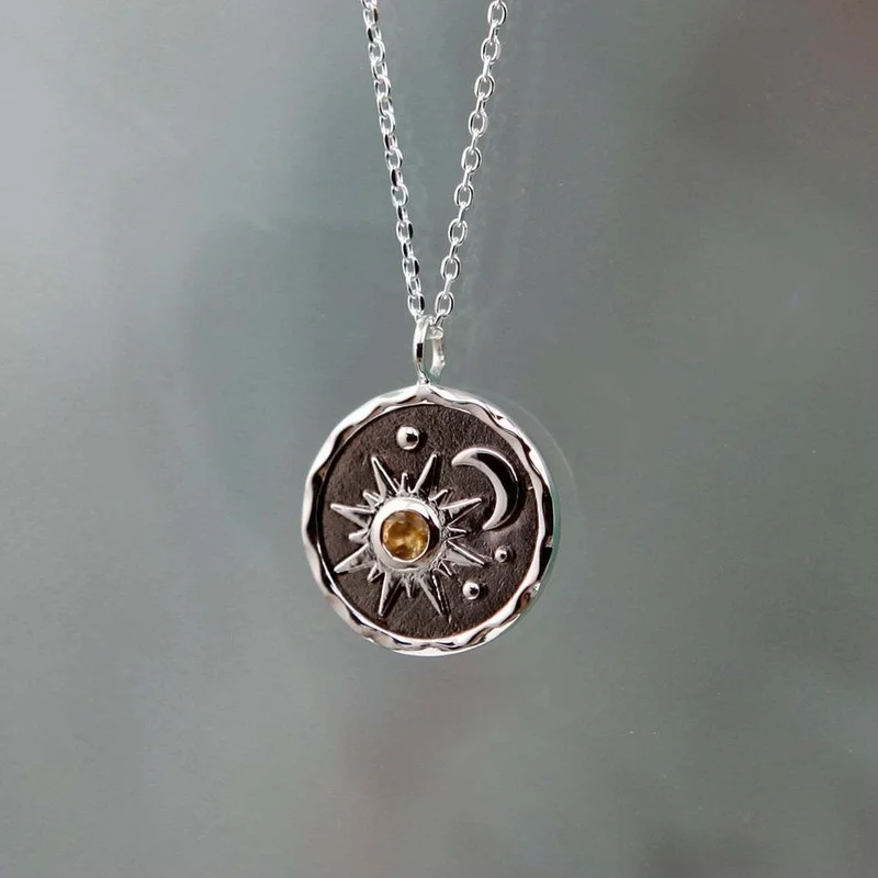 

2021 New Arrival Sun Moon Stars Exquisite Clavicle Chain Retro Luxury High Sense Vintage Silver Temperament Necklace Female