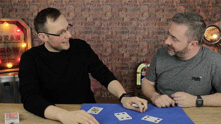 Lucky Card от Wayne Dobson волшебные трюки | Игрушки и хобби