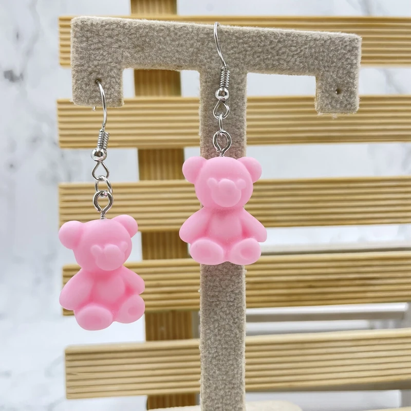 

New fashion resin bear gummy earrings for girls and girls DIY cartoon animal bear earrings creative pendant jewelry gifts
