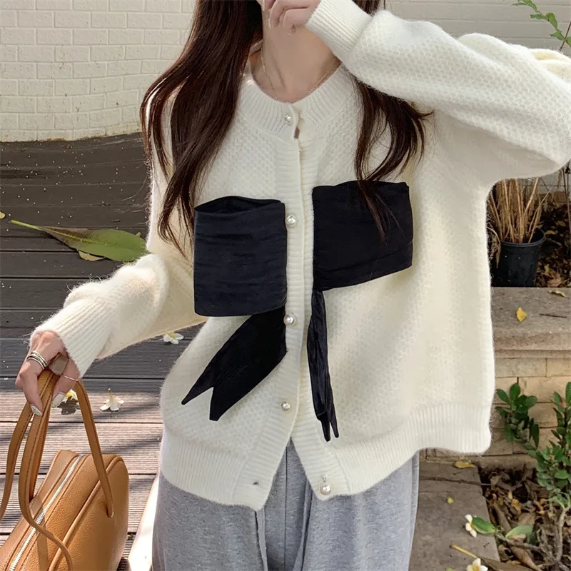 

2021 autumn and winter new sweet design big bow thickened sweater cardigan coat white cardigan cardigan