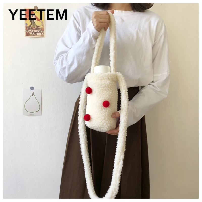 

Cute water cup portable Tote bag Messenger bag Water bottle bag student Cartoon bear blush cute lambswool soft Girls female bag