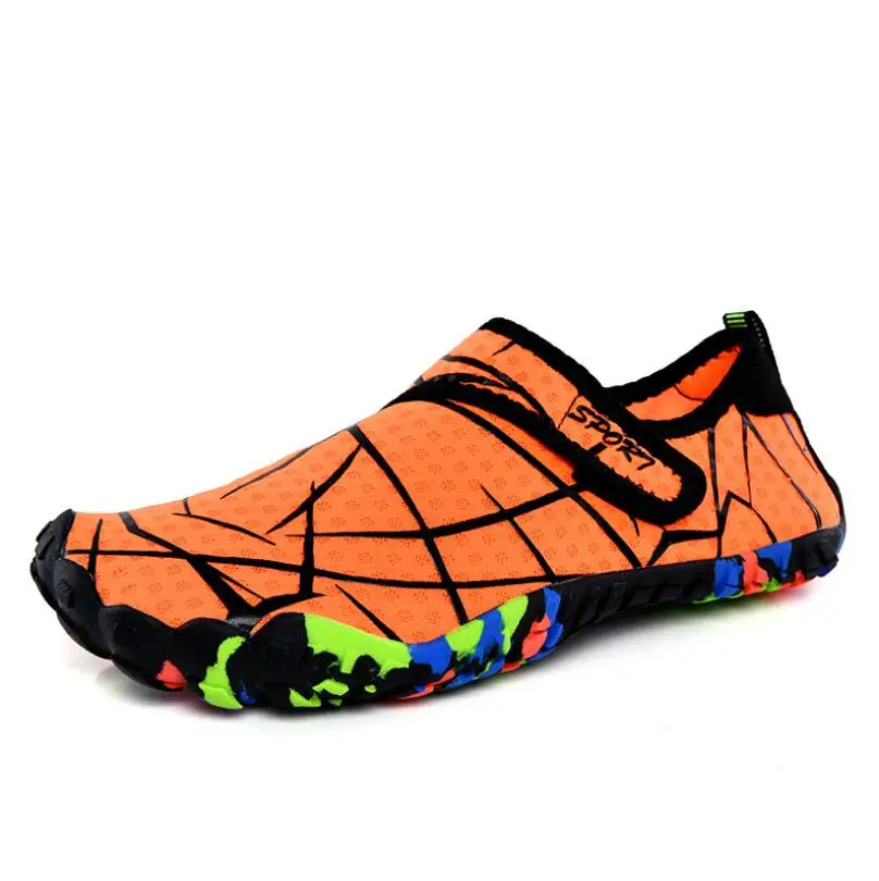 Водные виды спорта Fivefingers обувь для плавания на ногах походный кемпинг езда рыболовный светильник Нескользящая быстросохнущая низкая помощь пляжная обувь дешево