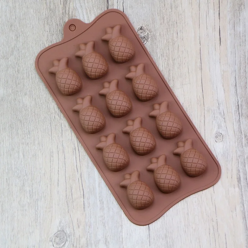 

1PCS Silicone Mold 12 Cells Chocolate Mold Fondant Patisserie Candy Bar Mould Cake Mode Decoration Kitchen Baking Accessories