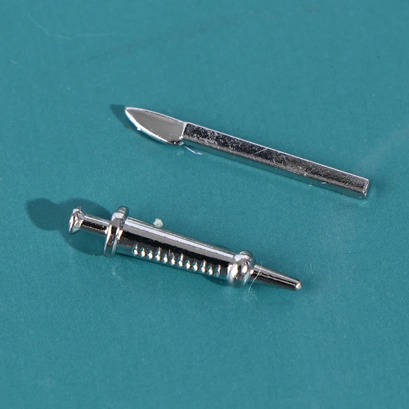 

1set Dollhouse Miniatures Doctor Toy Set 1:12 Accessories Simulation Crafts Toys Mini Chicken Coop