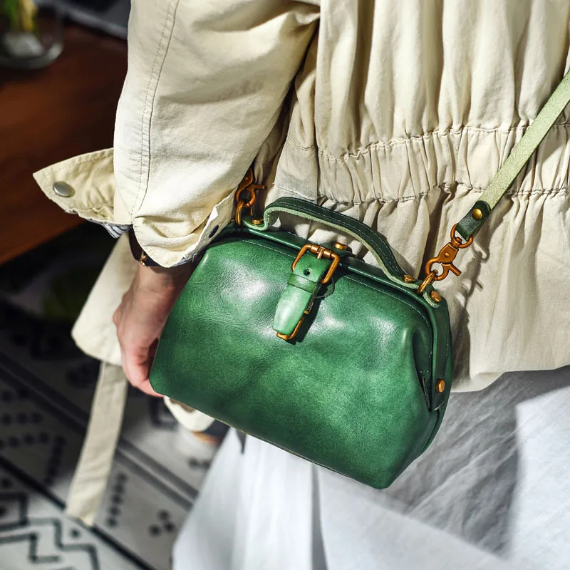 

Original Design Leather Retro Little Doctor Bag Vegetable Tanned Leather Mini Cross-body Bag Pure Cowhide Handbag for Women