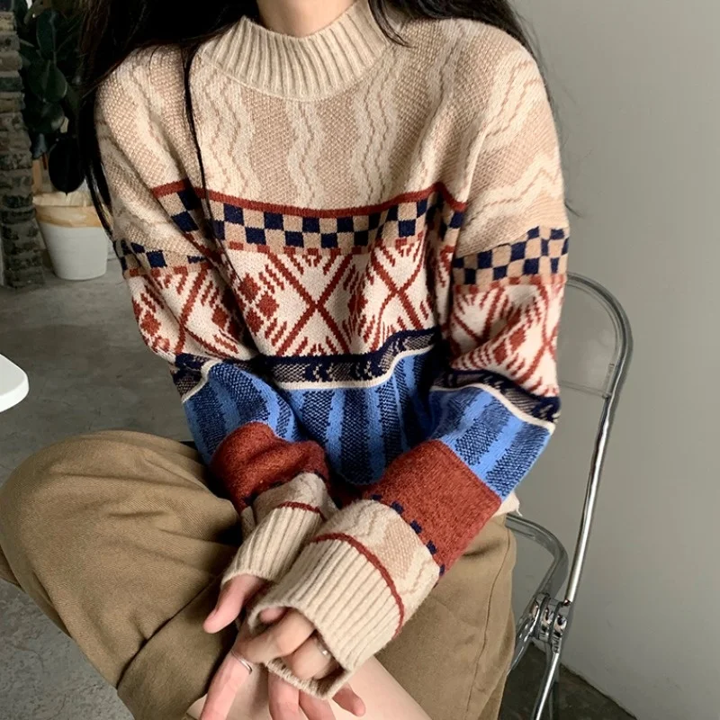 Пуловер женский трикотажный контрастного цвета в стиле ретро | Женская одежда