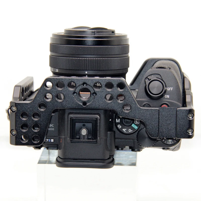 

DSLR Camera Cage Protective Case Extension Bracket Arri Cold Shoe Stabilizer Rig for Sony Alpha 7S III A7S3