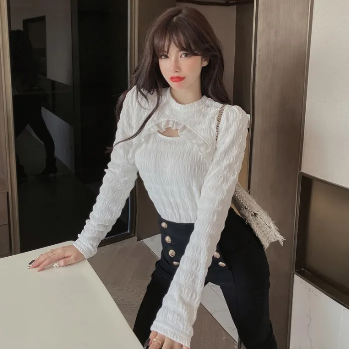 

New Gentle and Sweet Lace Stitching Top Autumn and Winter Hollow Round Neck Fashion Long-sleeved Bottoming Shirt Chiffon Shirt