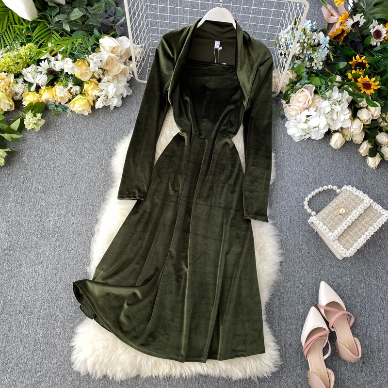 Женские велюровые платья с длинным рукавом однотонные облегающие