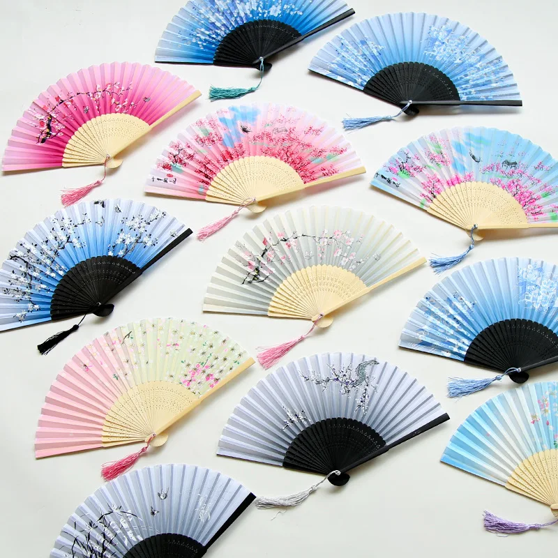 

Chinese Japanese Silk Folding Fan Wooden Shank Classical Dance Fan High Quality Tassel Elegent Female Fan Home Decoration