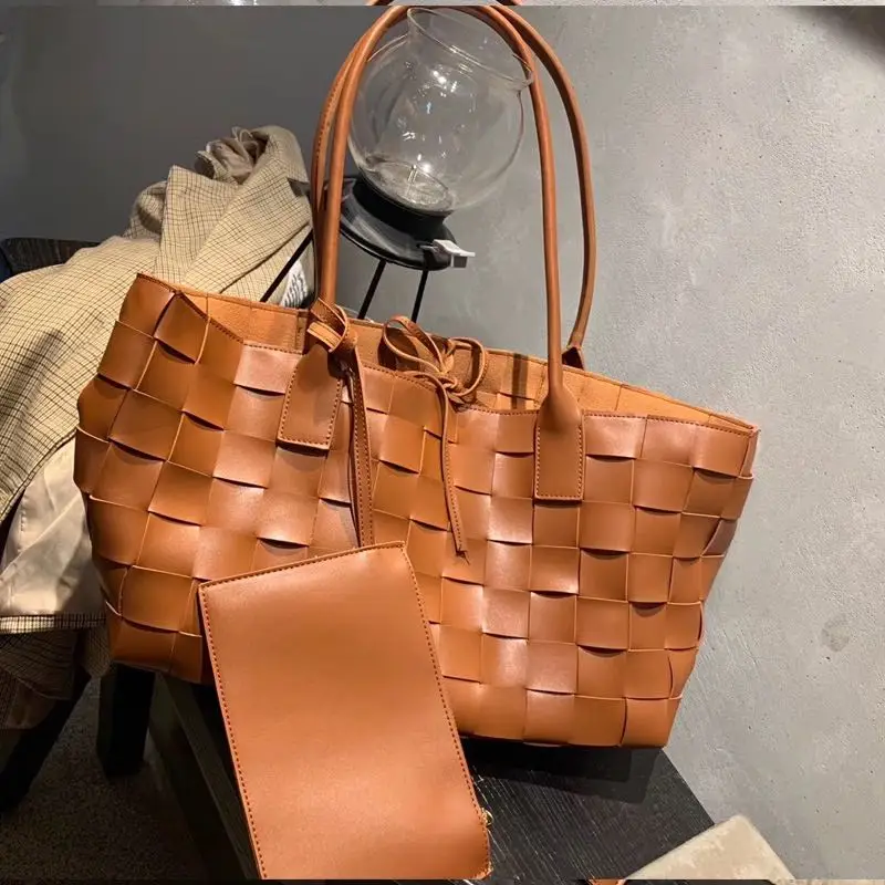 

Luxury Designer Handmade Woven Handbag Women Large Capacity Tote soft Leather Shopping Bag Lady Shoulder Bag Big Purses
