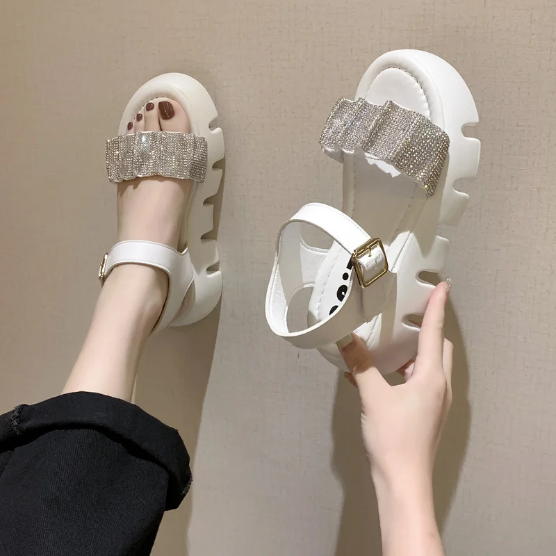 

Сандалии женские на платформе со стразами, удобные босоножки на застежке, ремешки с круглым носком, для отдыха, лето 2021