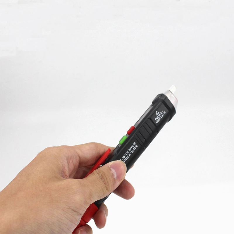 Цифровой вольтметр-держатель 12-1000 В