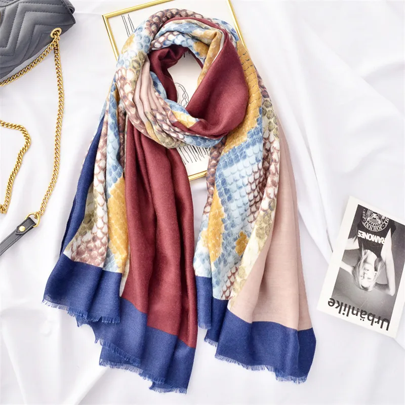 Женские однотонные туфли из крокодиловой кожи со змеиным принтом шарф для