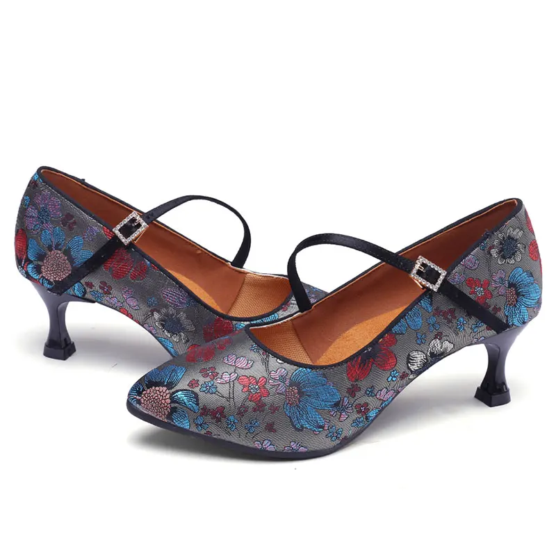 Rubber Sole Embroidery Series Adult Ladies Modern Dance Shoes National Style Female Adult Cheongsam Han Dress Shoes Square Dance