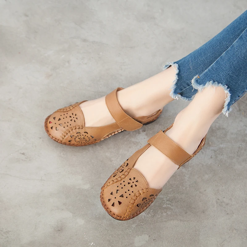 

Hollow Genuine Leather Breathable Soft Flat Sandals Summer Women Shoes Woman Casual Solid Buckle Strap Ladies Sandals AA-95