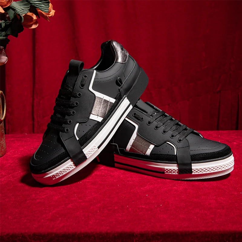 

High Quality Spring And Autumn 2022 New Women's Sports Flat Shoes With Head Layer Cowhide Casual Men's Shoes Cool Shoe Size35-46