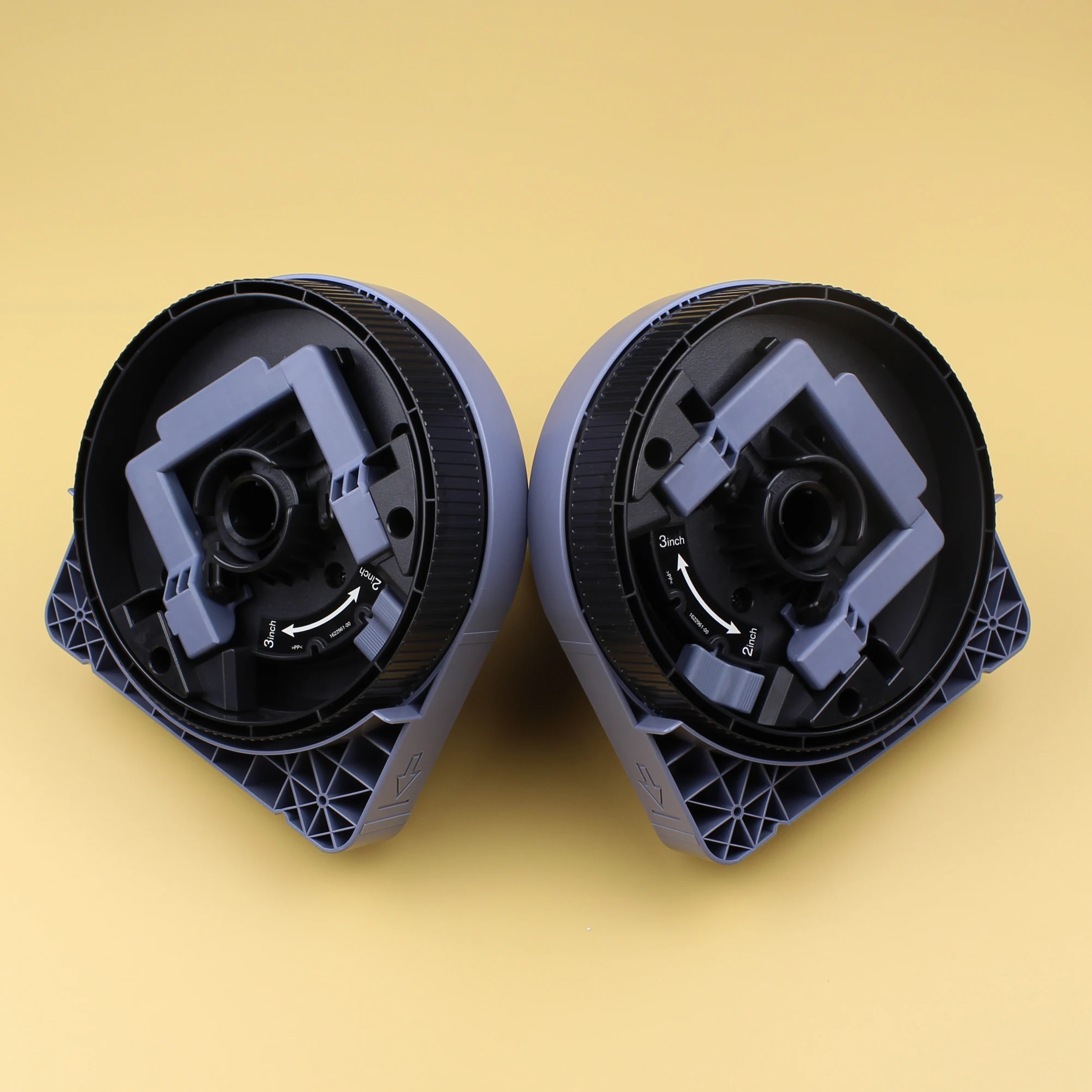 

Free shipping !Original new paper roller feeding roll for Epson SC T3000 T5000 T7000 T3070 T5070 T7070 T3270 T3200 roll adapter