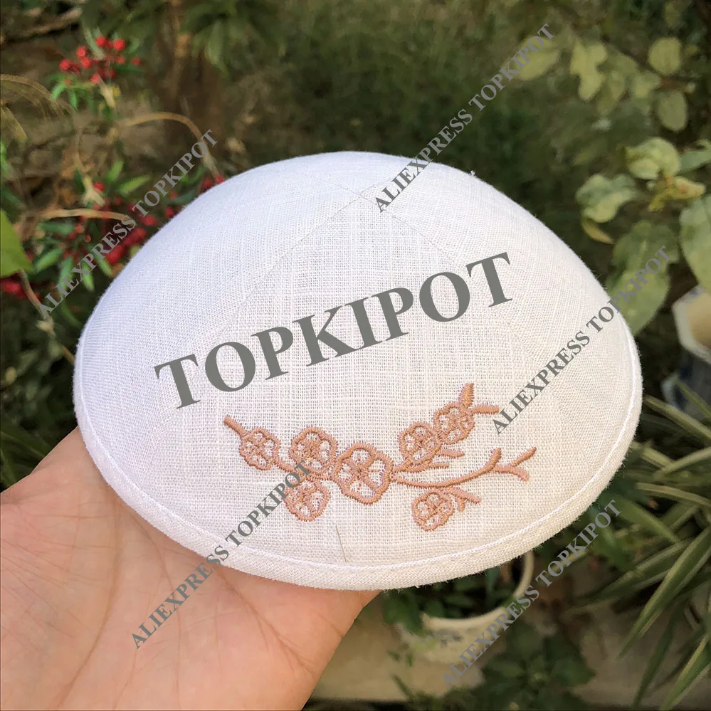 Белые льняные KIPOTS с вышивкой из розового золота