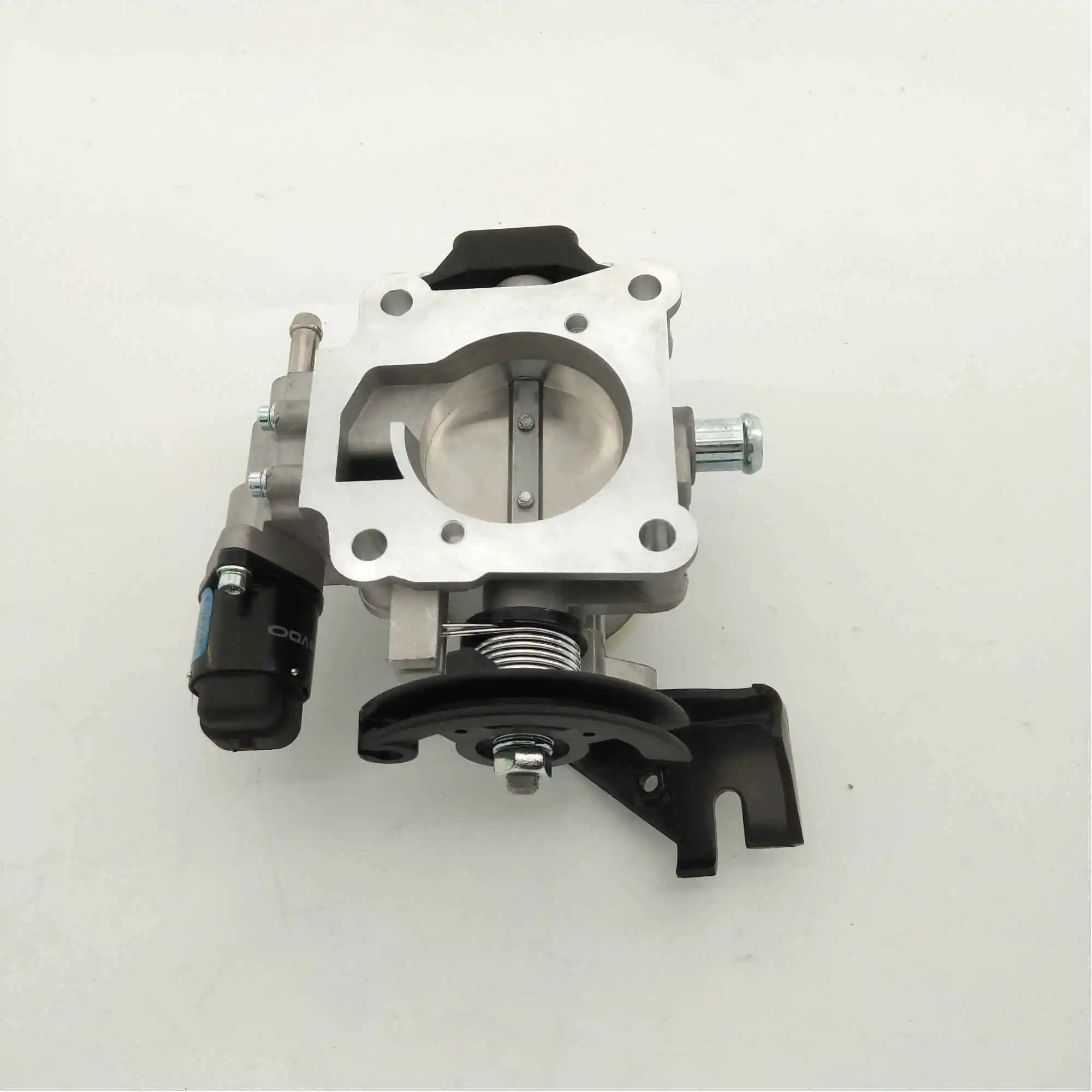 Корпус дроссельной заслонки 1136000108-02 для Geely EC7EC7-RVFC-1LG-3ASC7 4G18 4G18A 4G18D | Автомобили и