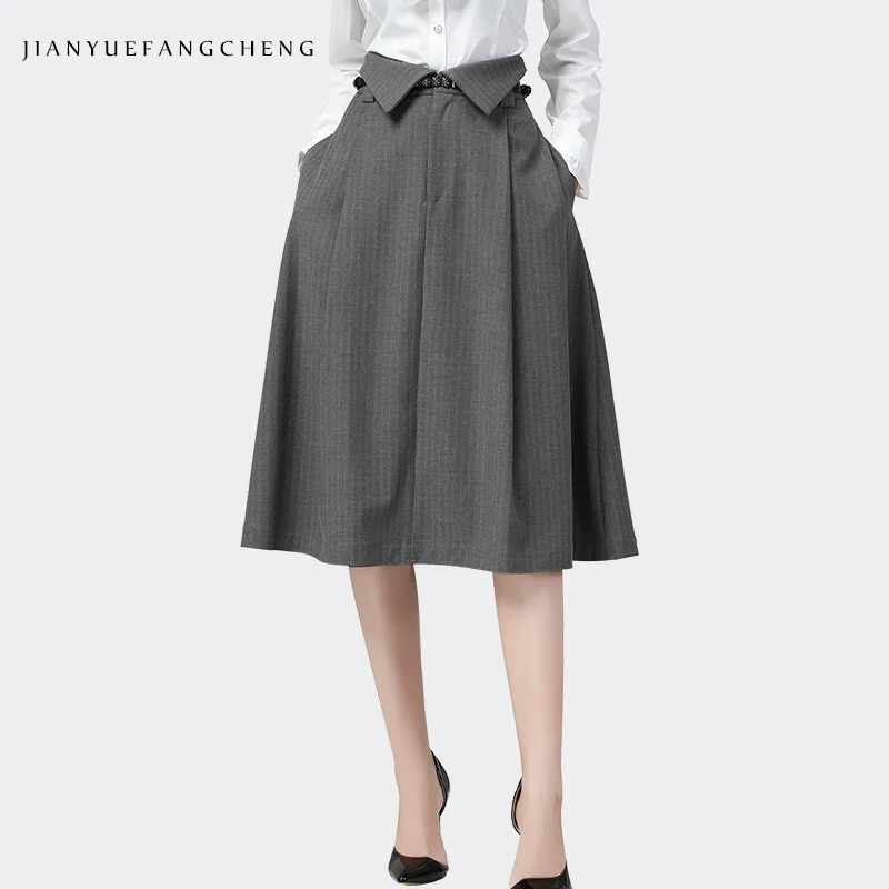 Skirt women's Mid-length Autumn Winter Gray Plaid Slimming Design All-match temperament A-line skirt Elegant Cute pleated Skirts