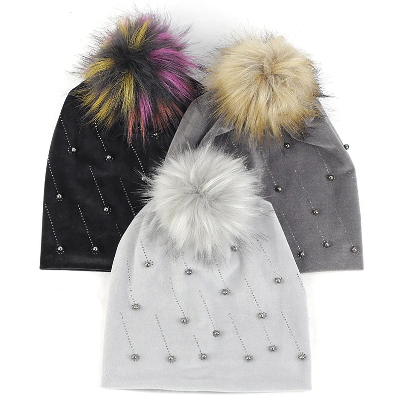 Шапка бини с помпоном из искусственного меха 15 см|Женские Skullies и шапочки| |