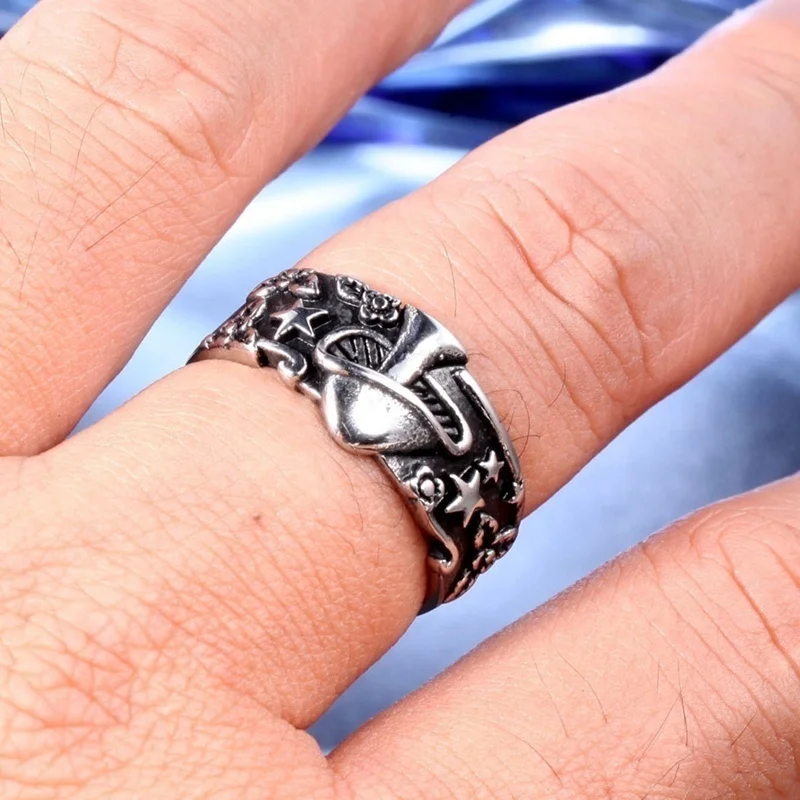 Мужское кольцо в ретро стиле металлическое с цветочным узором виде гриба звезды