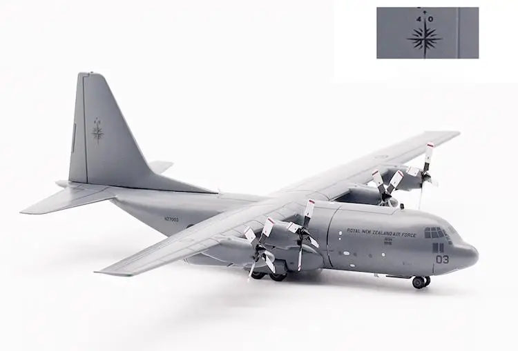 Королевская Новая Зеландия C-130E самолет 1/200 литой модель самолета Inflight |