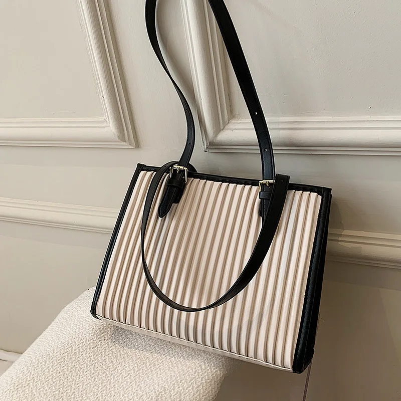 

Large-capacity Bags 2021 New Bags Autumn Fashion Ladies Luxury High-quality All-match Commuter Shoulder Bag All-match Tote Bag