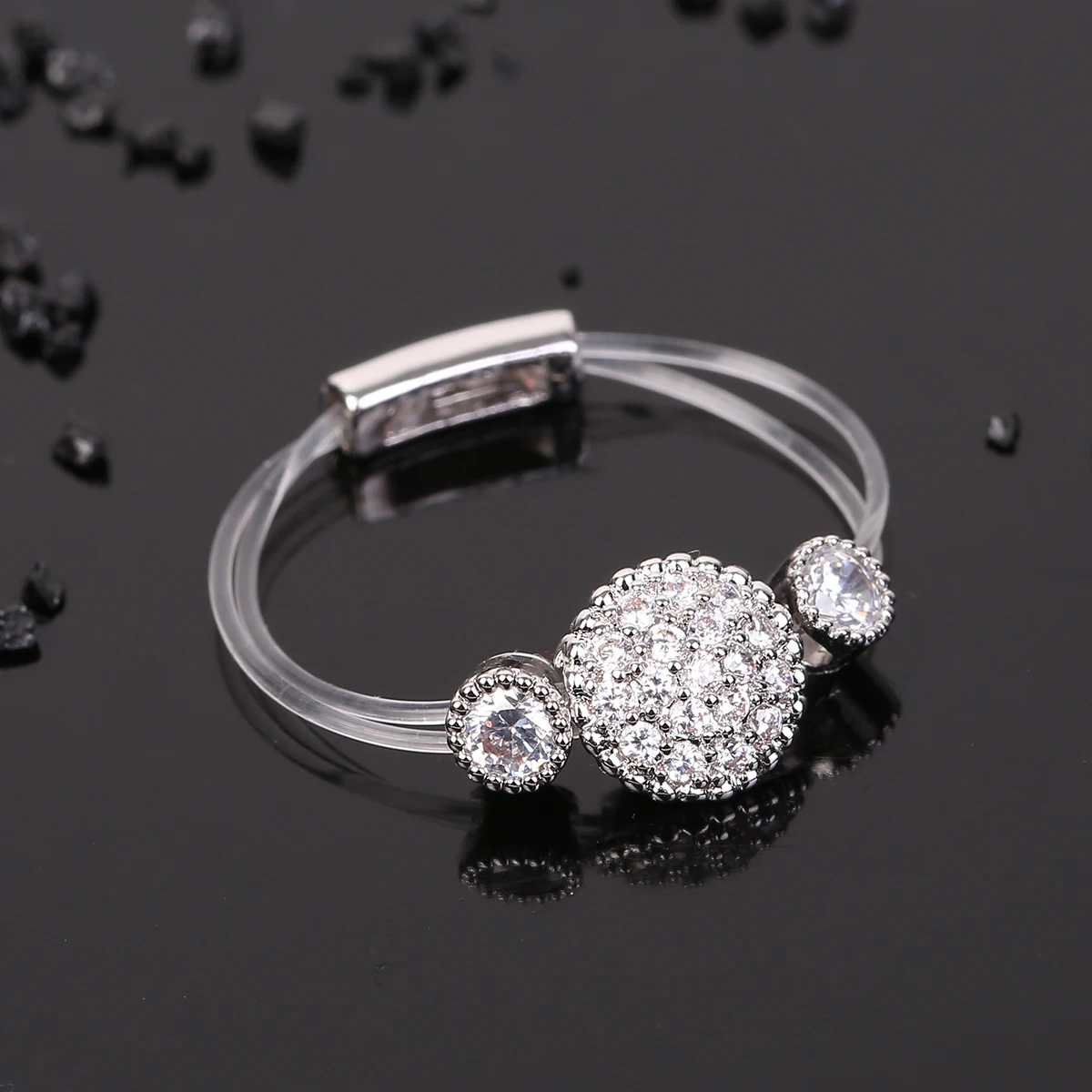

Simple New Trendy Women's Fashion Transparent line Brass Ring Round AAA Zircon Elastic Femal Ring Jewelry Accessory