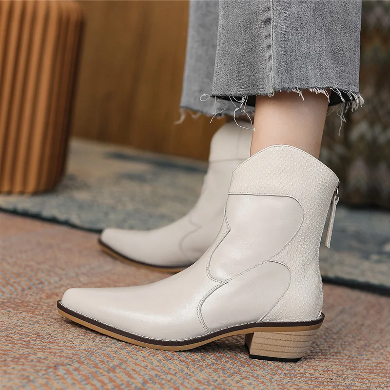 

Cow Leather Women Shoes Ankle Boots Back Zipper Design Fashion Square Low Heel Pointed Toe Ladies Motorcycle Boots Western Boots